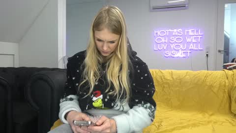 Elise online show from 26, 1, 2025