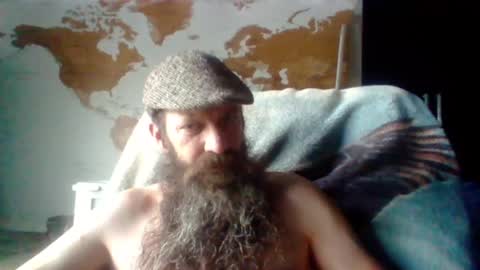 sitonmybeardxxx online show from 7, 6, 2026