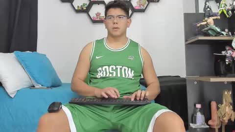 Siul Thompson online show from 3, 12, 2025