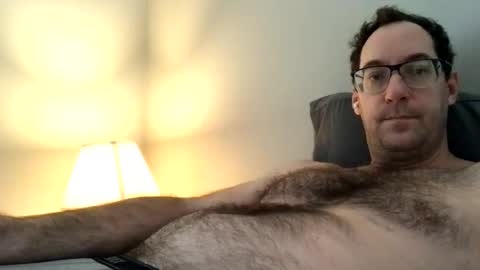 Snapshot of sixfootseven chatting on 4, 12, 2024 sixfootseven online show from 4, 12, 2024