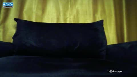 Snapshot of sizedpiper chatting on 3, 12, 2025 Pvt is open. Drop thumbs up in satisfaction online show from 3, 12, 2025