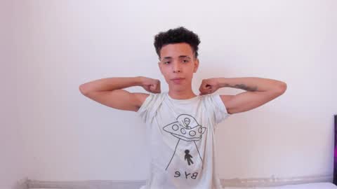 skady_coronado online show from 14, 12, 2024