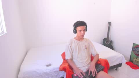 skady_coronado online show from 11, 1, 2025