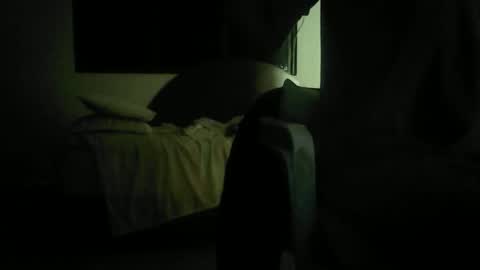 Snapshot of skanky_little_dolls chatting on 15, 11, 2025 skanky_little_dolls online show from 15, 11, 2025