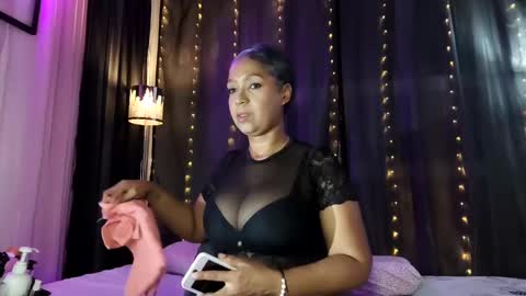 Skarlleth online show from 10, 9, 2025