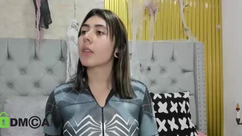 Snapshot of skarlet04 chatting on 10, 10, 2025 Skarlet online show from 10, 10, 2025