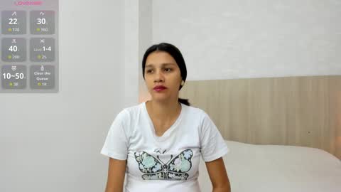 Snapshot of skinny_lilly chatting on 23, 11, 2025 lilly online show from 23, 11, 2025