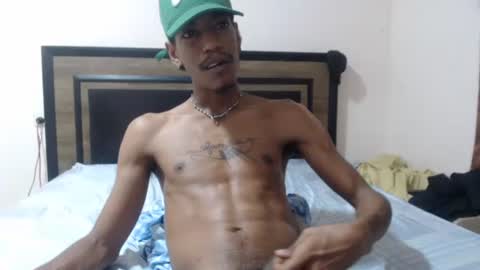 Snapshot of skinny_long_cock chatting on 29, 11, 2025 Albert online show from 29, 11, 2025