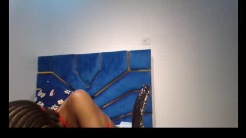 skinnyasssexyboobs online show from 2, 12, 2025