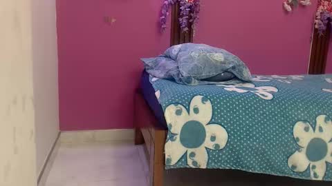 Snapshot of skinnybarbie022 chatting on 13, 9, 2025 barbi online show from 13, 9, 2025