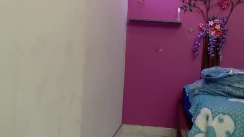 Snapshot of skinnybarbie022 chatting on 14, 9, 2025 barbi online show from 14, 9, 2025