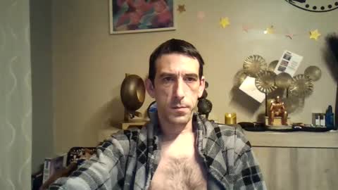 Snapshot of skinnybigcock2 chatting on 13, 1, 2025 SkinnyBigCock2 online show from 13, 1, 2025