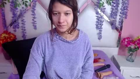 Snapshot of skinnyhorny_ chatting on 3, 12, 2024 SKINNYHORNY online show from 3, 12, 2024