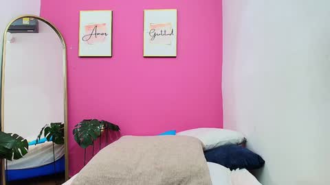 Snapshot of skinnyneighbour_ chatting on 11, 1, 2025 Karla online show from 11, 1, 2025