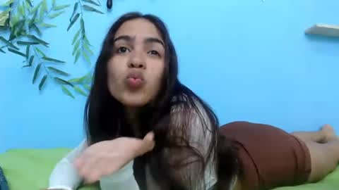 Snapshot of skinnysofia18 chatting on 13, 7, 2026 sofia online show from 13, 7, 2026
