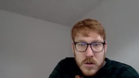 Snapshot of sklave_s chatting on 16, 12, 2024 sklave_s online show from 16, 12, 2024