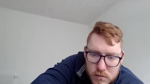 Snapshot of sklave_s chatting on 3, 3, 2025 sklave_s online show from 3, 3, 2025
