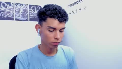 Snapshot of sky_jules chatting on 21, 11, 2025 Daniel online show from 21, 11, 2025