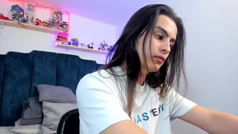 Snapshot of sky_liink chatting on 21, 1, 2025 Santiago online show from 21, 1, 2025