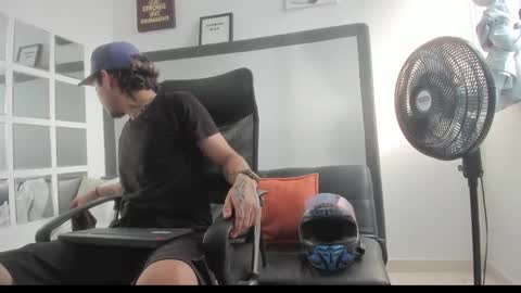 sky_wild online show from 2, 11, 2025