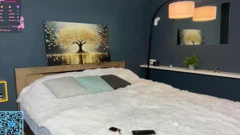 Skye online show from 3, 10, 2025