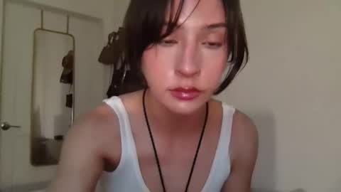 Skylar Angel online show from 14, 1, 2026