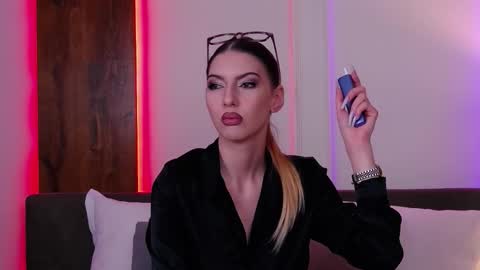 Snapshot of skylarspark chatting on 18, 10, 2025 SkylarSpark online show from 18, 10, 2025