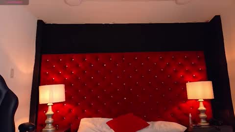 SKYLERBIGXXX online show from 21, 9, 2025