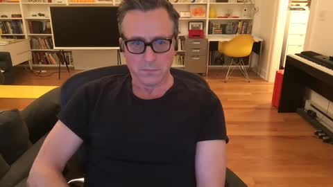 Snapshot of skyline3371 chatting on 8, 1, 2025 Skyline3371 online show from 8, 1, 2025