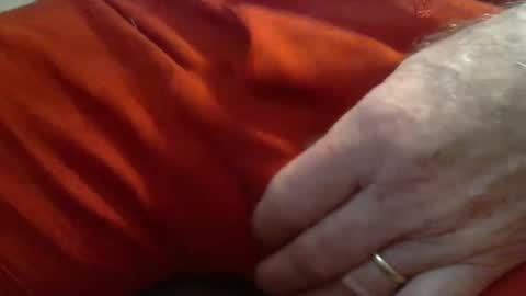 Snapshot of skypylot chatting on 19, 11, 2025 ResqPylot2 online show from 19, 11, 2025