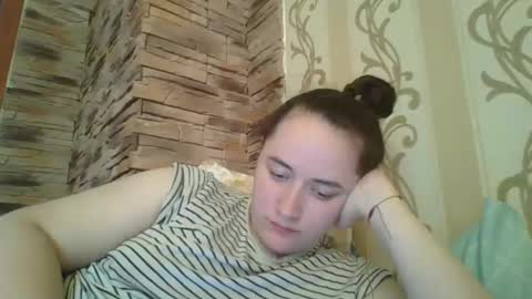 skyressie333 online show from 19, 10, 2025