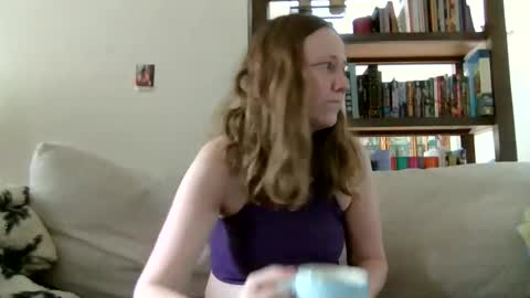 Snapshot of skywinters chatting on 11, 5, 2026 Sky Winters online show from 11, 5, 2026