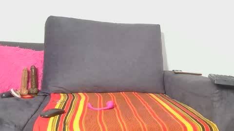 Snapshot of skyy_brown chatting on 13, 10, 2025 Bella online show from 13, 10, 2025