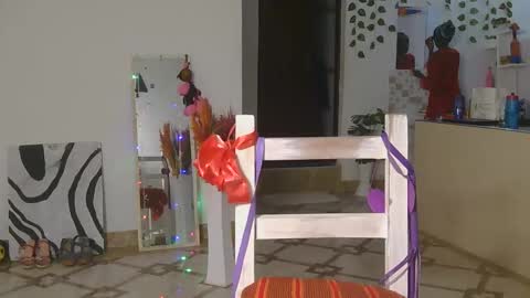 Snapshot of skyy_brown chatting on 10, 11, 2025 Bella online show from 10, 11, 2025