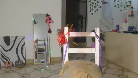 Snapshot of skyy_brown chatting on 19, 11, 2025 Bella online show from 19, 11, 2025