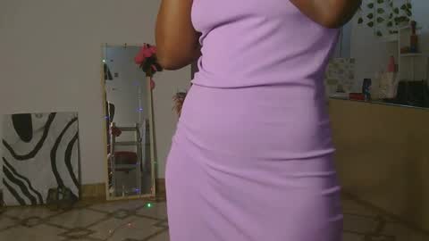 Snapshot of skyy_brown chatting on 23, 11, 2025 Bella online show from 23, 11, 2025