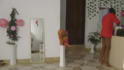 Snapshot of skyy_brown chatting on 3, 3, 2026 Bella online show from 3, 3, 2026