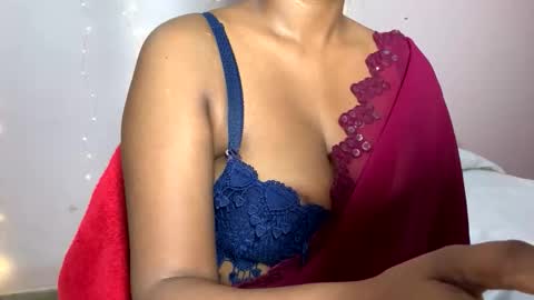 Snapshot of slanggirl chatting on 30, 5, 2026 slanggirl online show from 30, 5, 2026