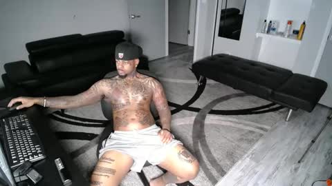 Snapshot of slangondemhoes chatting on 5, 3, 2025 nasty twitter KASHCARTERATL online show from 5, 3, 2025