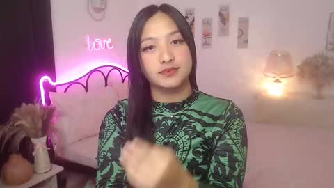 Queen Cyrine online show from 14, 10, 2025