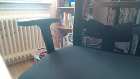 slave_bitch_boy online show from 5, 12, 2024