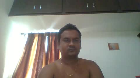 Snapshot of slaveqteguy chatting on 22, 10, 2025 slaveqteguy online show from 22, 10, 2025