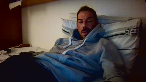 Snapshot of slevin1983 chatting on 8, 12, 2024 slevin online show from 8, 12, 2024