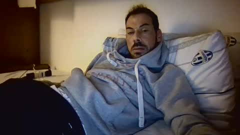 Snapshot of slevin1983 chatting on 9, 3, 2025 slevin online show from 9, 3, 2025