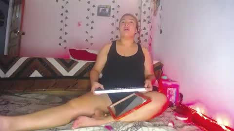sleyandluna1 online show from 25, 6, 2026