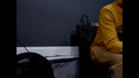 Snapshot of slickerthan12 chatting on 16, 12, 2024 BBC Hanging online show from 16, 12, 2024
