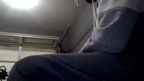Snapshot of slickerthan12 chatting on 1, 2, 2025 BBC Hanging online show from 1, 2, 2025