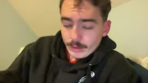 Snapshot of slickmass chatting on 8, 1, 2025 SlickMass online show from 8, 1, 2025