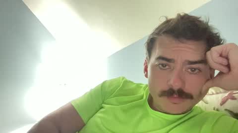 Snapshot of slickmass chatting on 13, 9, 2025 SlickMass online show from 13, 9, 2025