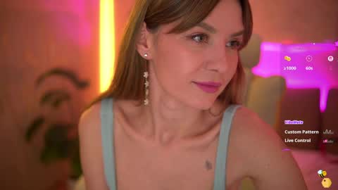 Elise  165cm 50kg online show from 28, 3, 2026